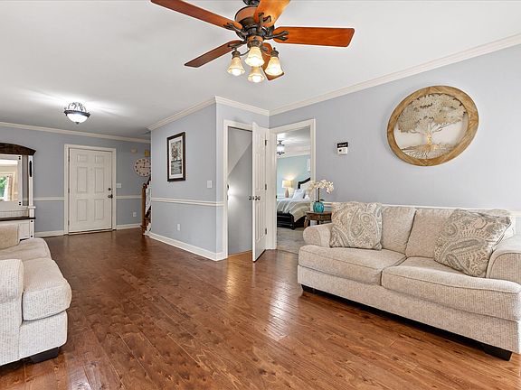 5th image of 1140 Woodsage Dr