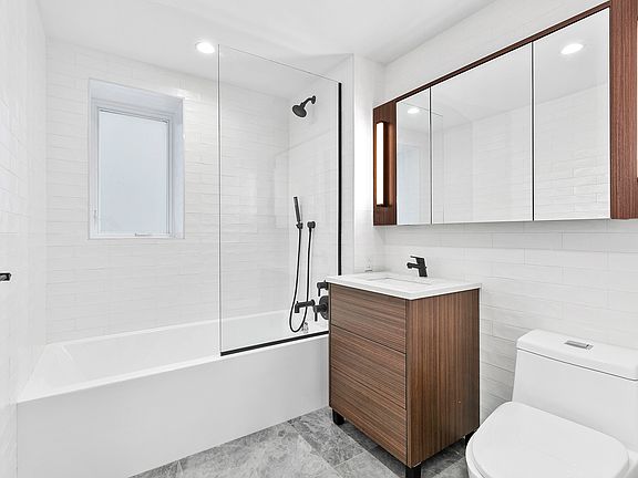 5th image of 50 Clarkson Ave Penthouse 6