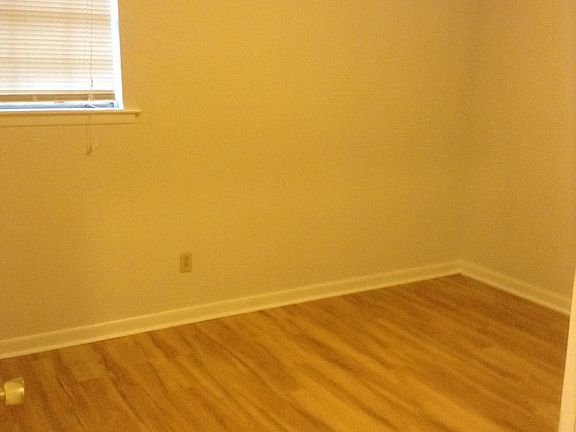 4th image of 1221 South Blvd