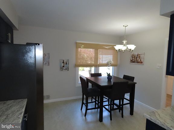 5th image of 267 Bucks Meadow Ln