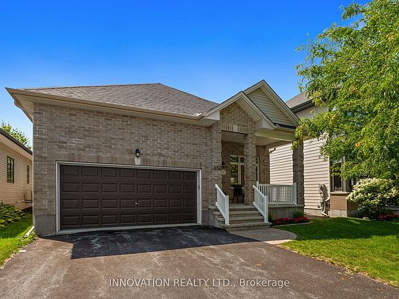 3rd image of 656 Bridleglen Cres