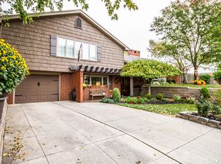 826 Dorothy Ln, Greenville, OH 45331