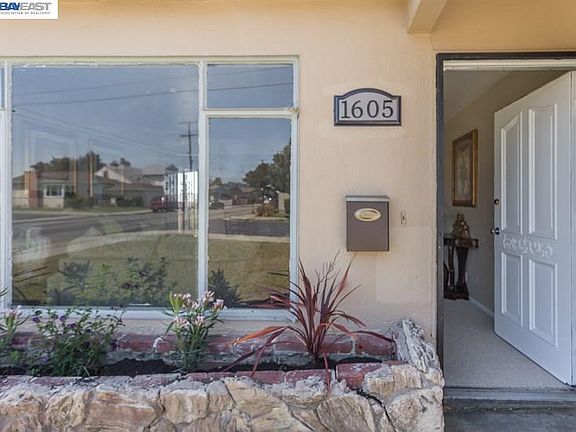 4th image of 1605 25th St