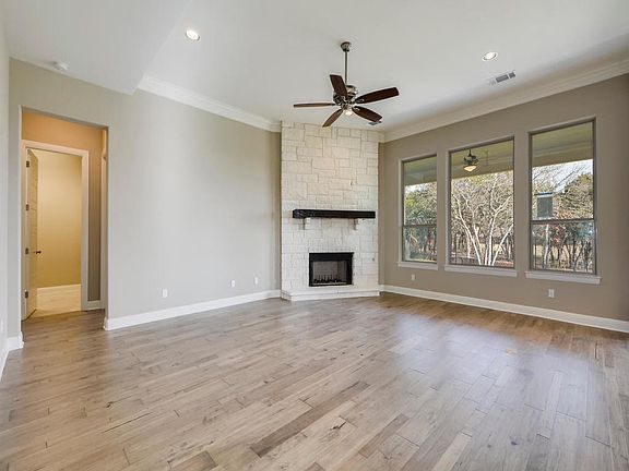 2nd image of 302 Dolcetto Ct