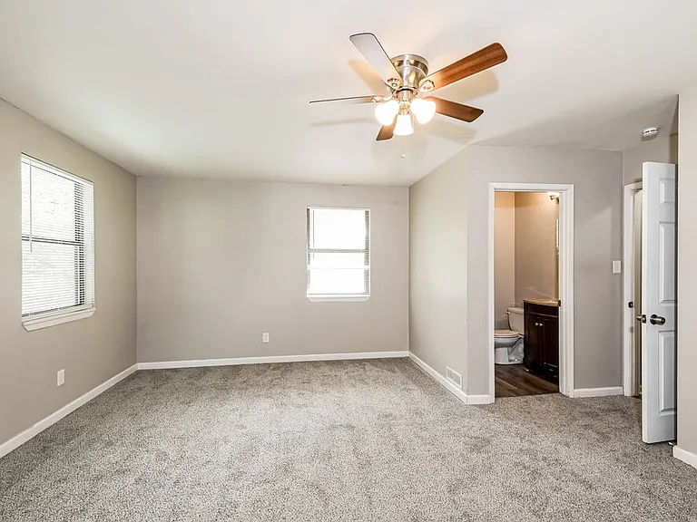 1850 Shirlene Dr — Photo 10