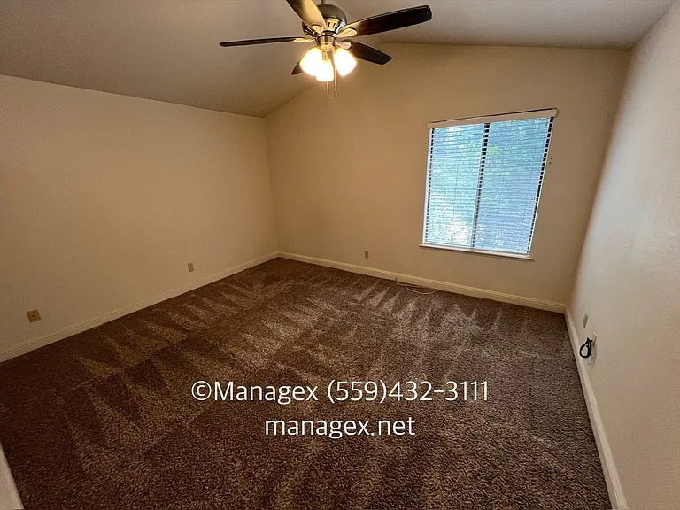 473 E Alluvial Ave — Photo 13