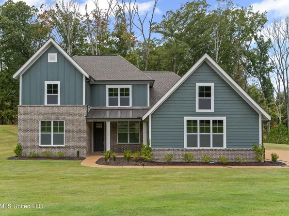 2835 Cypress Lake Dr S, Olive Branch, MS 38654