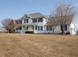 112 Woodcrest Dr, Hopewell Junction, NY 12533