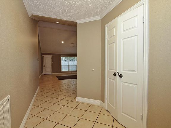 2nd image of 8416 Stagewood Dr