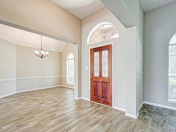 4th image of 23422 Fairbranch Dr