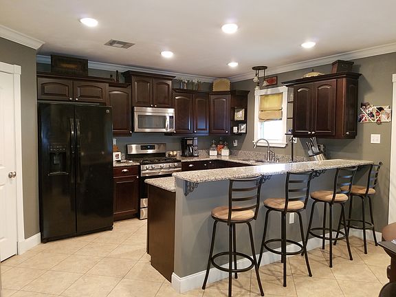 5th image of 58365 Desobry St