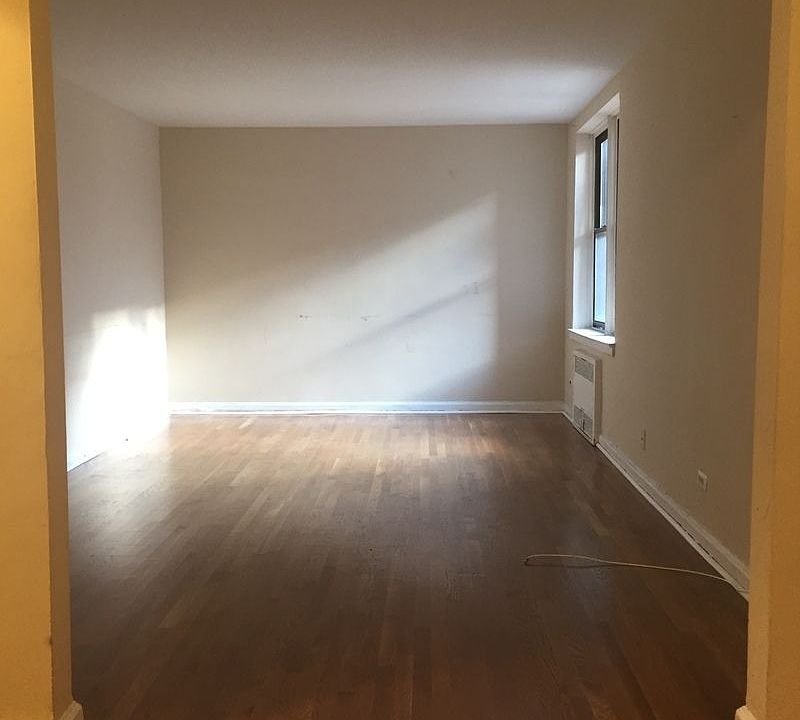 1st image of 14055 Burden Cres APT 5H