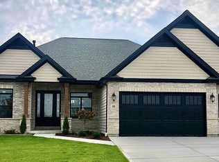 290 Laurens Spring Ct, Lake Saint Louis, MO 63367