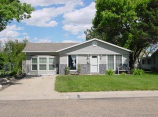 811 Eustis Ave, Goodland, KS 67735