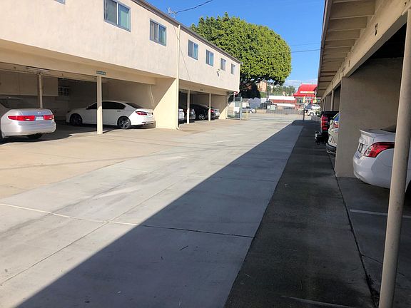 3rd image of 12313 Valley View Ave #S3ss5b9kt