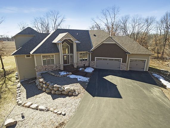 1st image of 3233 227th Ln NE