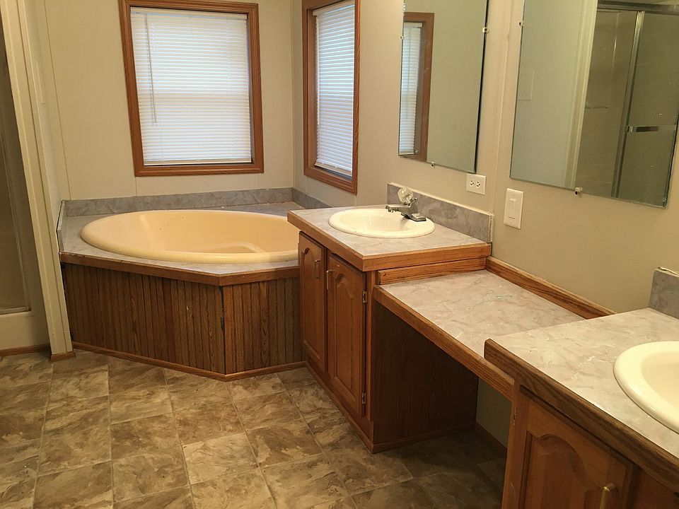 2nd image of 161 Shane Ln