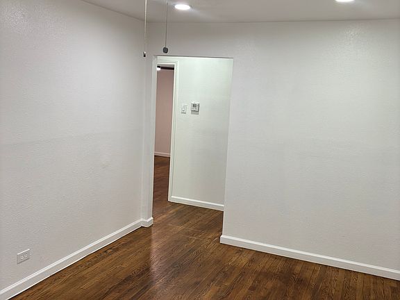 3rd image of 2215 Mouser Ln