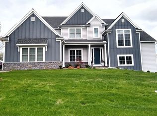 141 Willow Creek Ln #L33, Hummelstown, PA 17036