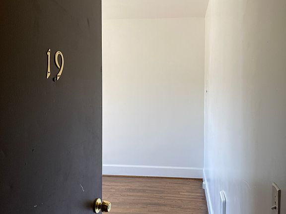 2nd image of 22840 Willamette Dr APT 19