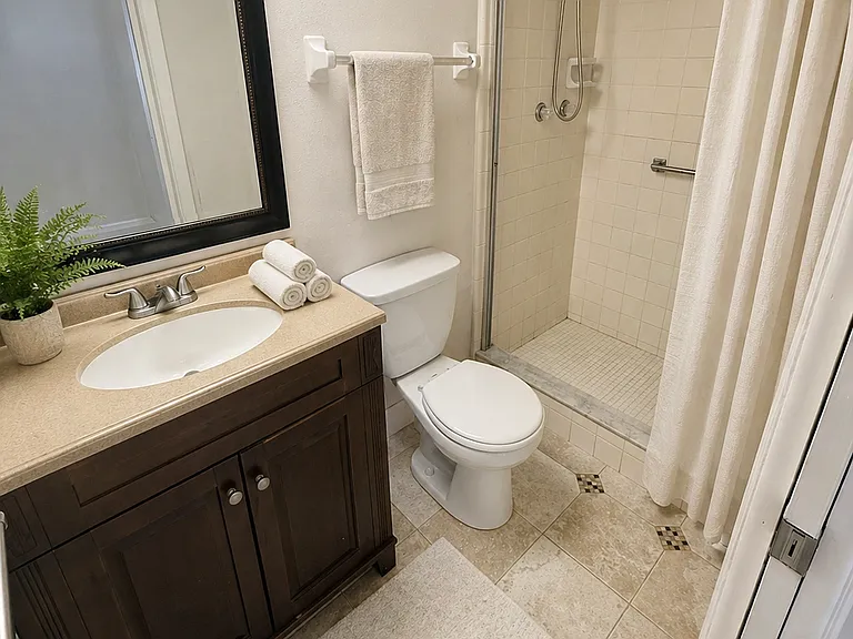 4501 Overlook Dr NE #A — Photo 10