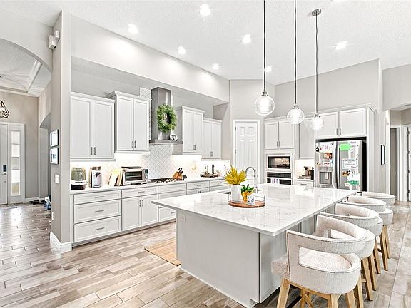 2nd image of 4263 Woodland Retreat Blvd