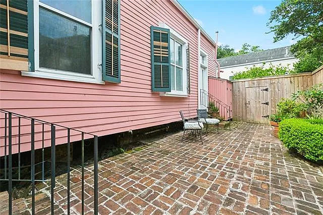 1232 Harmony St #LOWER — Photo 24