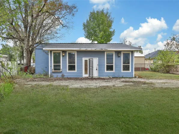 11005 Gloria Dr, Houston, TX 77013