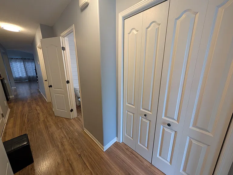 708 Margaret Way — Photo 10