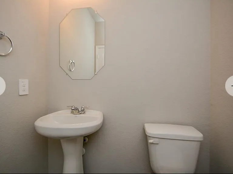 4335 Rosemary Ln — Photo 29