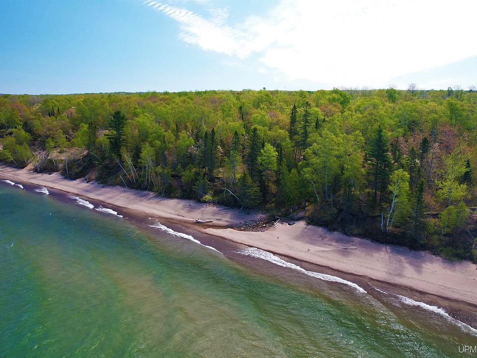 1st image of Lakeshore Dr