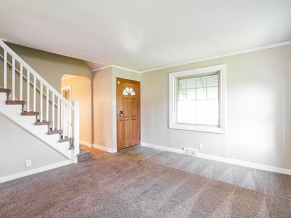3rd image of 2424 Landen Dr