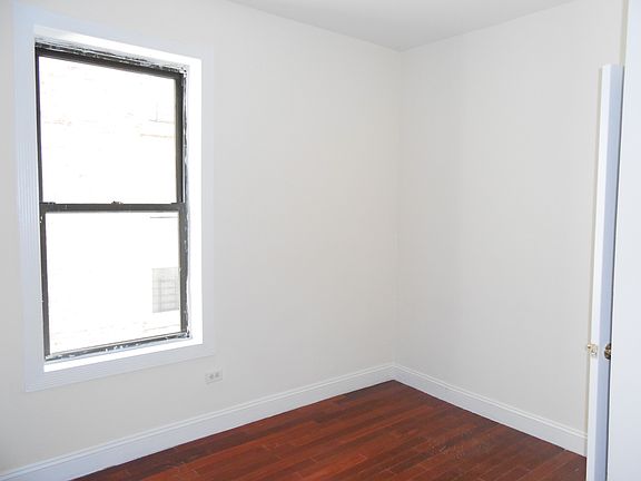 4th image of 450 W 149th St APT 24