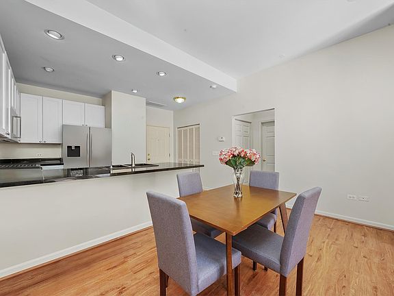 3rd image of 247 W Scott St APT 410-A