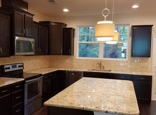 1467 Salem Creek Dr, Apex, NC 27502