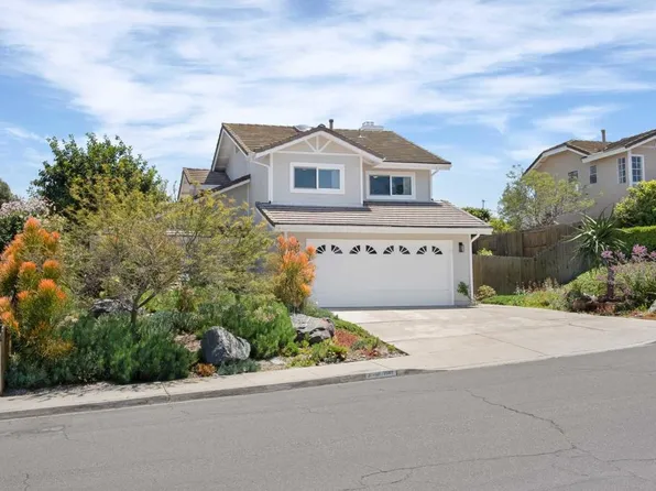 1361 Hodges Rd, Oceanside, CA 92056