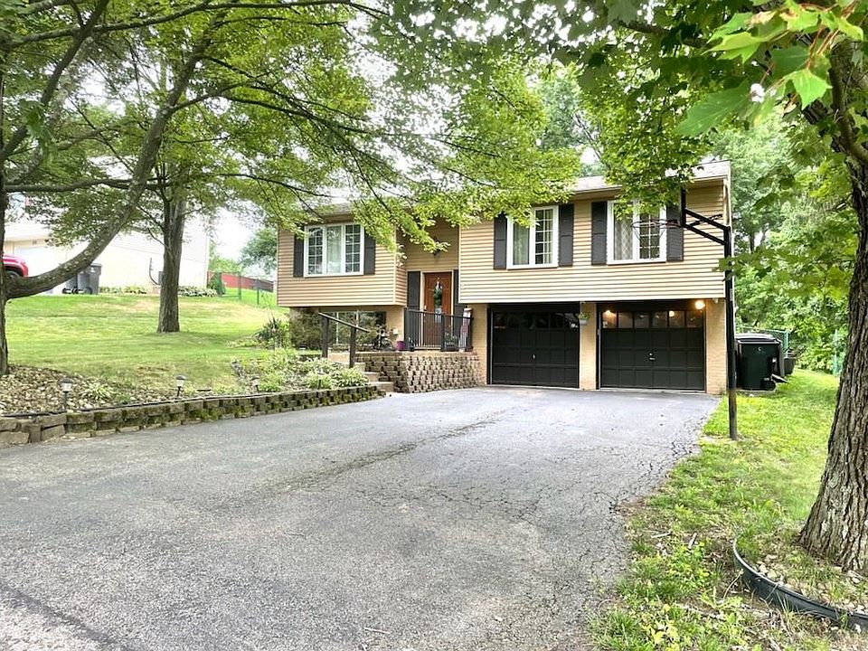 1st image of 124 Wayne Dr