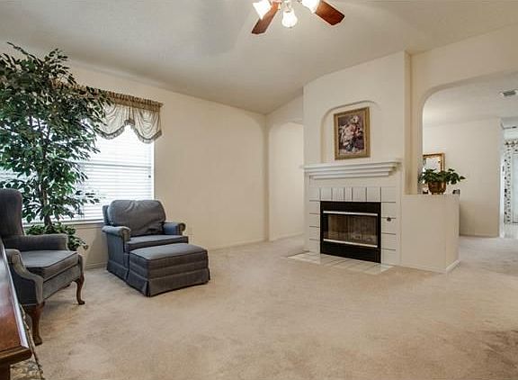 3rd image of 2022 Topaz Dr