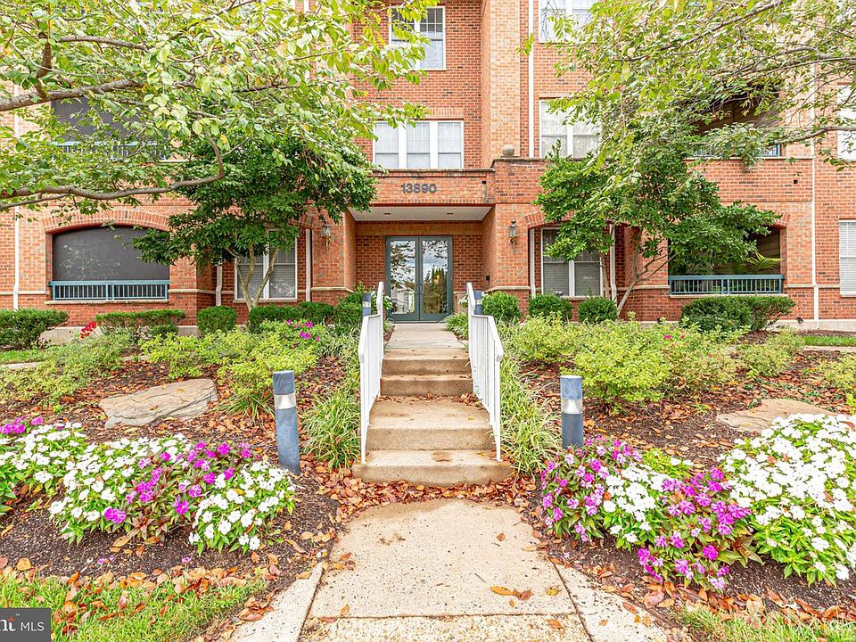 1st image of 13890 Chelmsford Dr APT 209