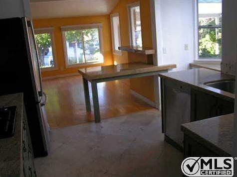5th image of 21823 Lopez St