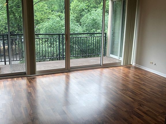 3rd image of 6020 Oakwood Dr APT 3G