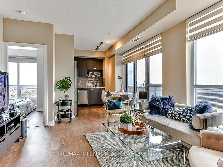 255 Village Green Sq #3402 — Photo 5