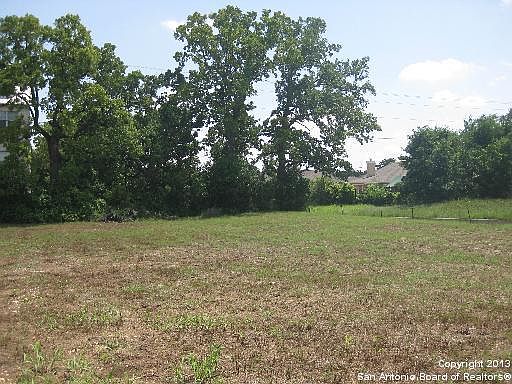 1st image of 312 English Oaks Cir