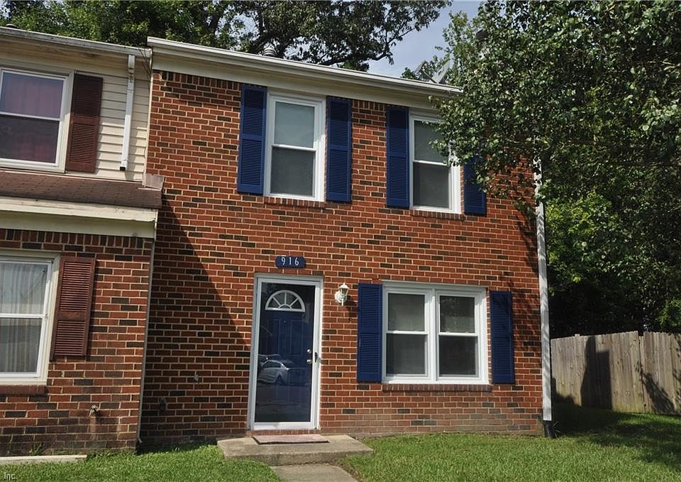 1st image of 916 Wickford Dr