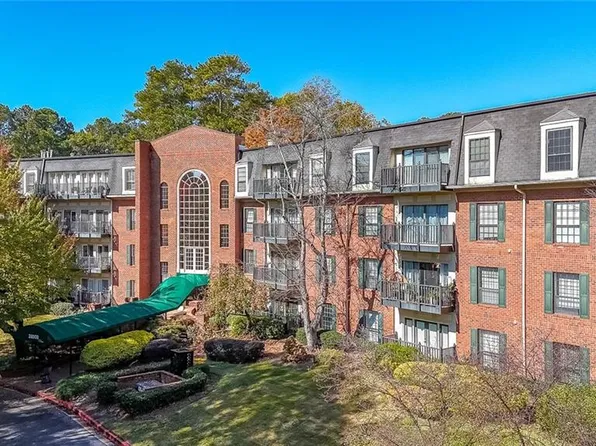 28410 Plantation Dr NE, Atlanta, GA 30324