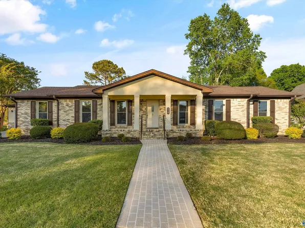 819 Farley Dr SE, Huntsville, AL 35802