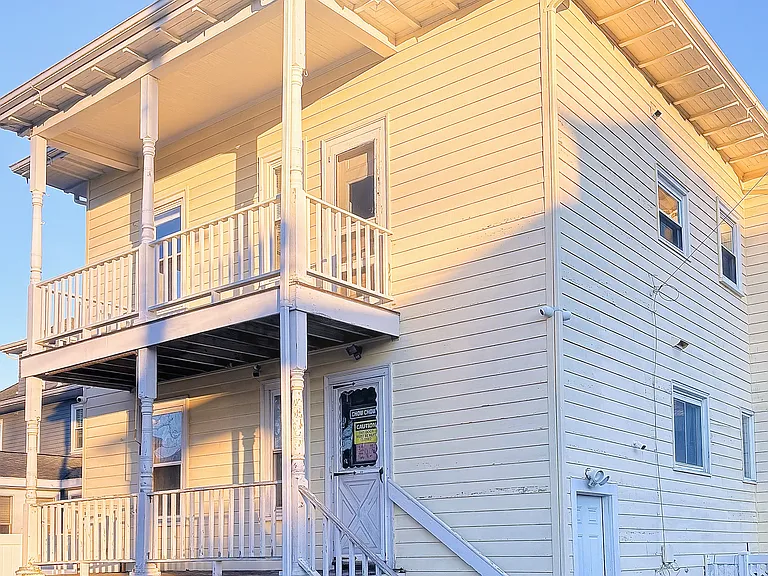 253 Humphrey St #2 — Photo 32