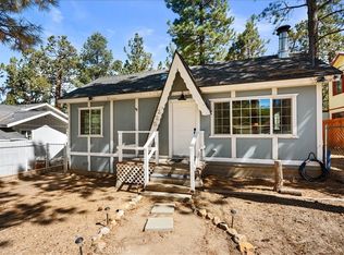 225 Sunset Ln, Sugarloaf, CA 92386