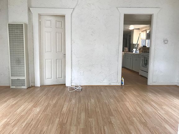2nd image of 10512 Jardine Ave