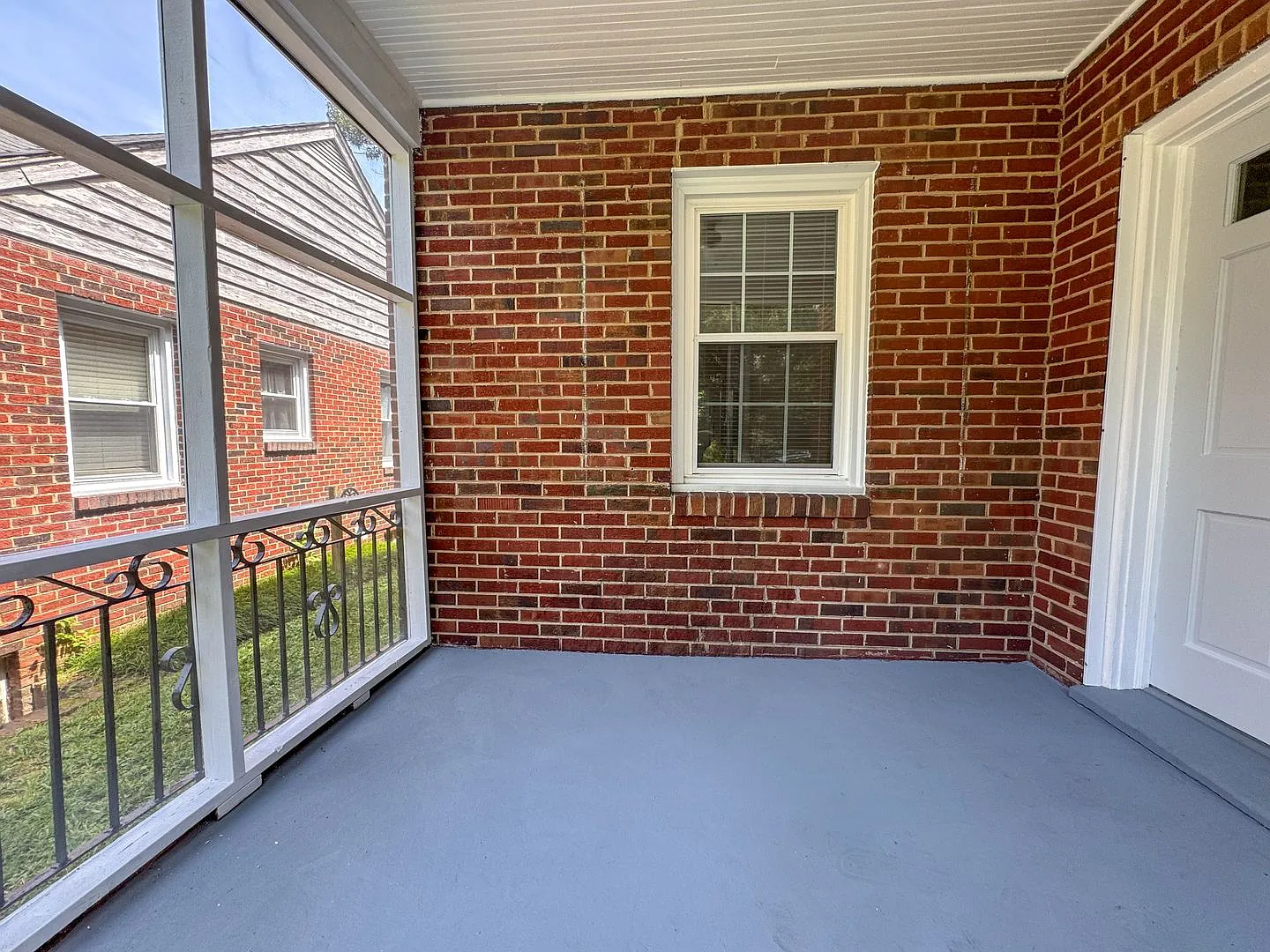1653 Fairfax St, Petersburg — Photo 3
